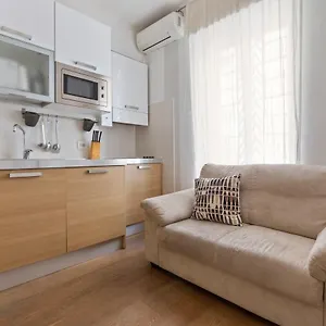  Appartamento Porta Venezia Nest Italia